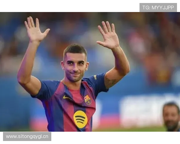 登贝莱与费兰·托雷斯边路战术角色及适配性对比分析