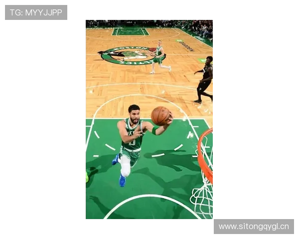 杰森·塔图姆三分命中率提升显著拉开对手防线影响比赛节奏